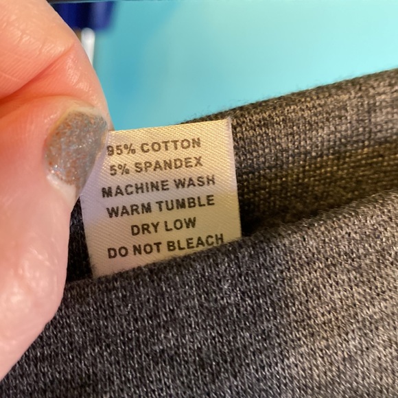 NWOT Like An Angel Vintage Juniors Large Short Sleeved Hoodie & Capri Pants Set - Picture 14 of 15